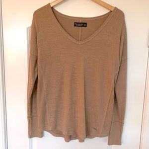 Abercrombie Cozy V~ Neck Legging Tee (M)
